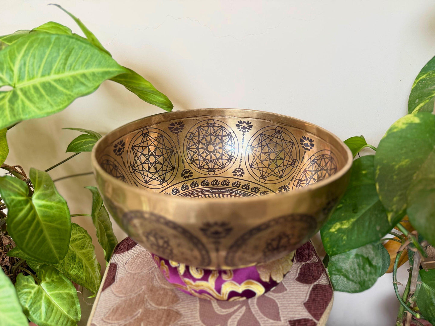 Handmade Seven Metal Singing Bowl – Sacred Geometry Design | Crafted in Nepal