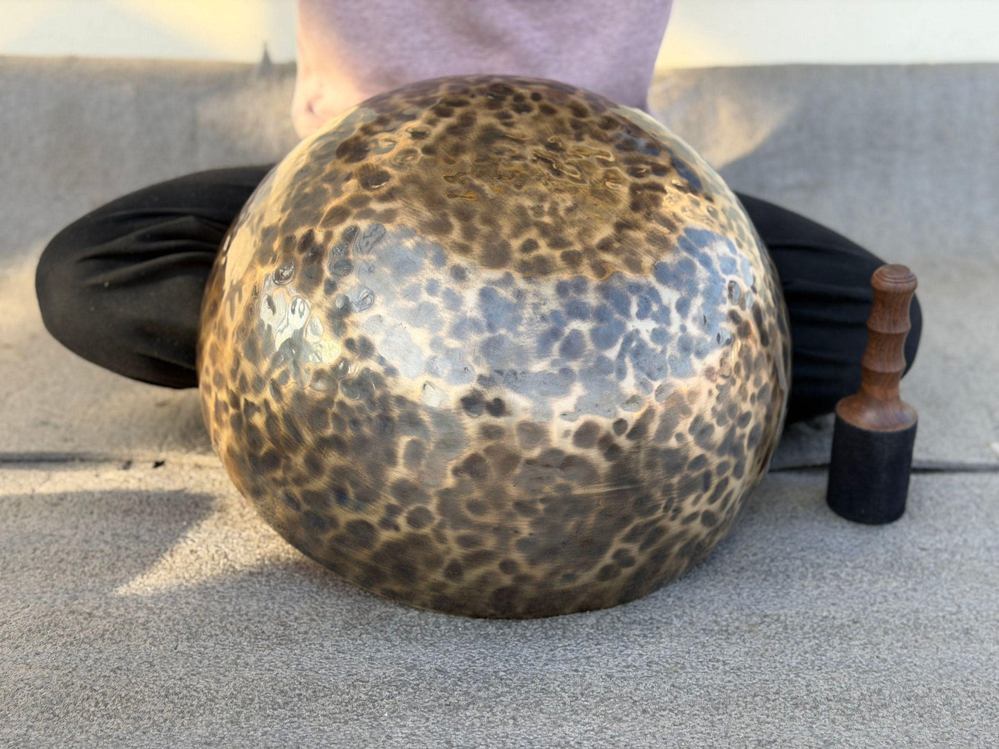 Purnima Full Moon Chakra Singing Bowl – Large Hand-Hammered Tibetan Bowl