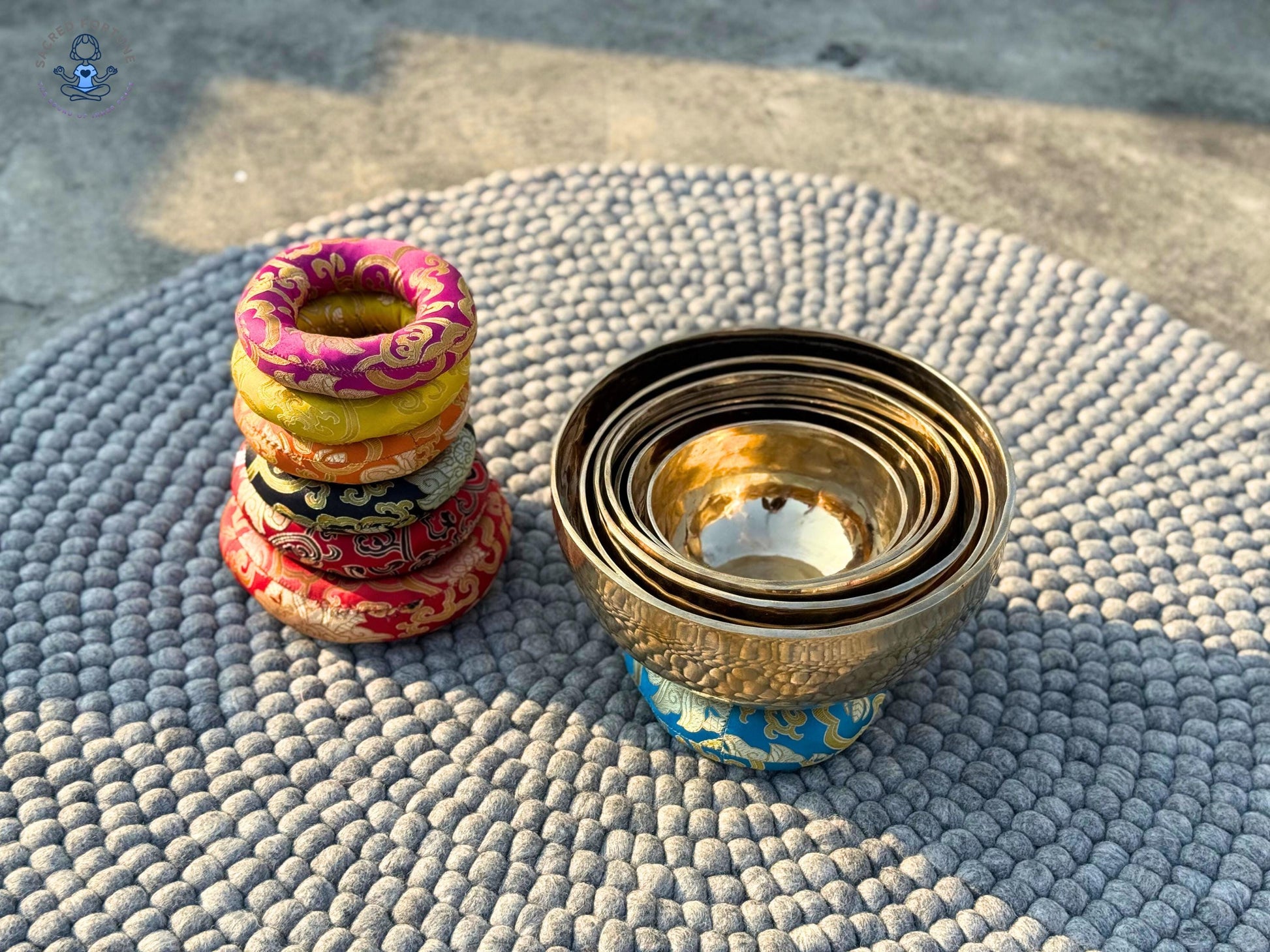 Set of 7 Handmade Singing Bowls – Professionally Tuned 7-Metal Sound Healing Set | For Meditation, Chakra Balancing, Yoga, Energy World Creation Crafts