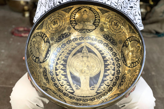 Handmade Tibetan Singing Bowl - Bodhisattva Avalokiteshvara Engraved - For Sound Healing Session and Group Sound Therapy World Creation Crafts