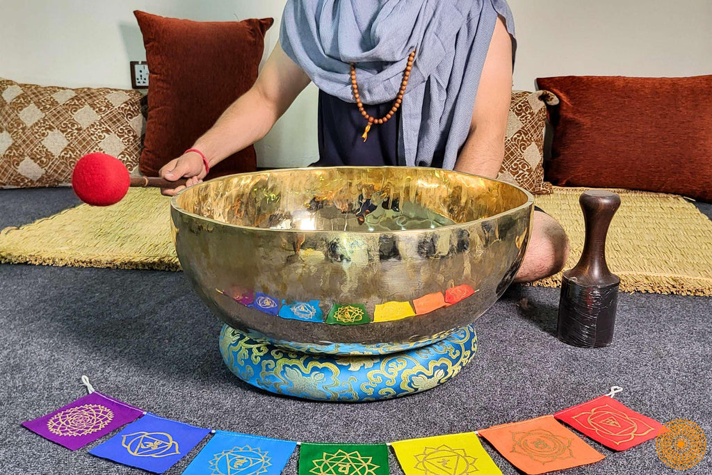 7 Chakra Healing Tibetan handmade Singing Bowl- Shiny Jambati Sets for  Meditation, Yoga and Sound Baths - Seven Chakra Bowls World Creation Crafts