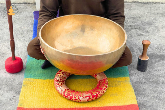 Handmade Tibetan Singing Bowl –Large Sound Healing Bowls – Himalayan Meditation Bowl for Yoga, Chakra Balancing, Therapy & Spiritual Gifts World Creation Crafts