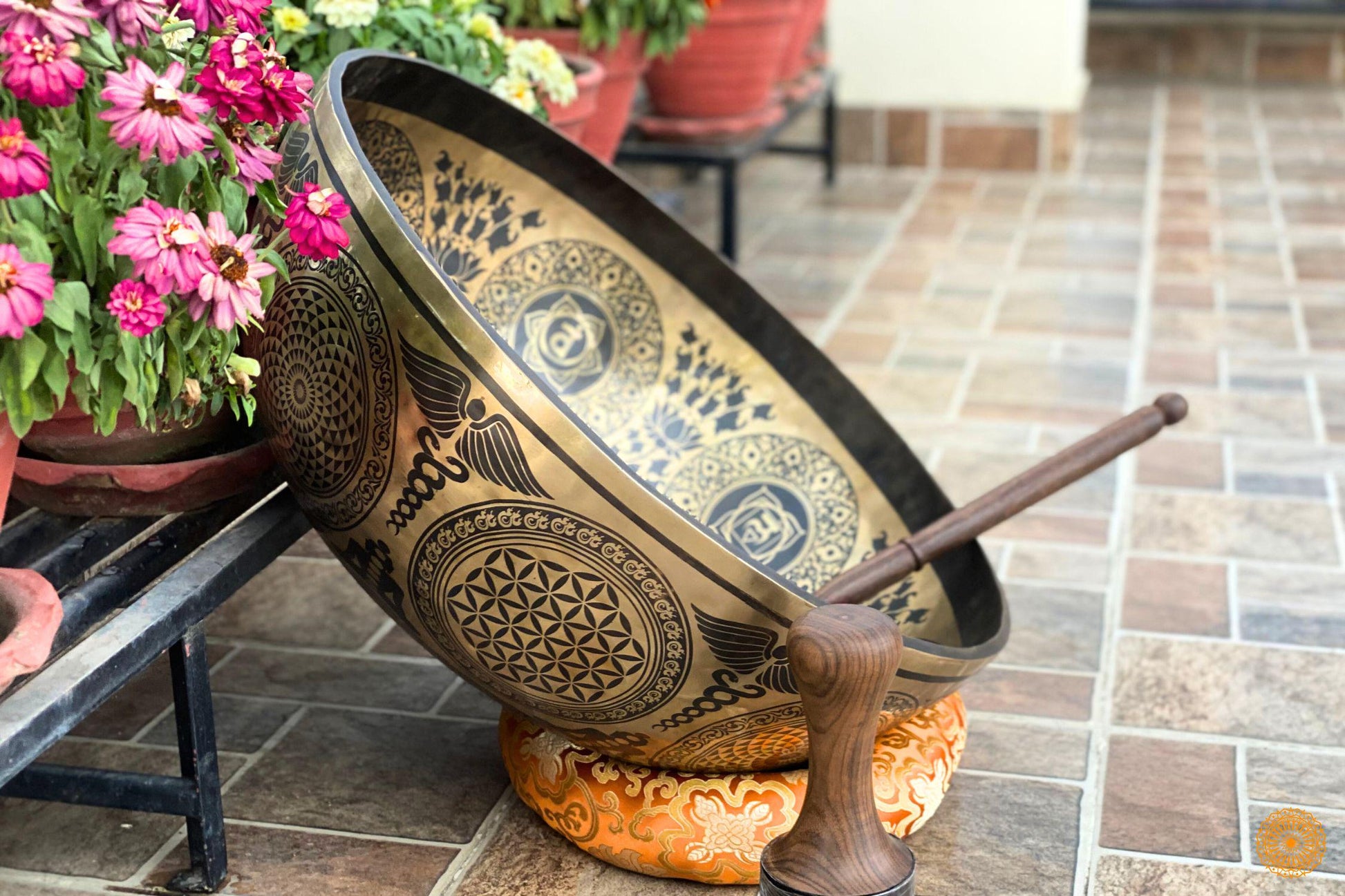 Handcrafted Buddha Feet Singing Bowl for Meditation and Healing - Large Tibetan Bowl with Deep Resonance, Perfect for Spiritual Practices World Creation Crafts