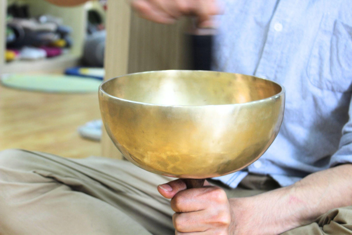 Special Seven Metal Singing Bowl with handle for Yoga, Mediation and Sound Bath World Creation Crafts