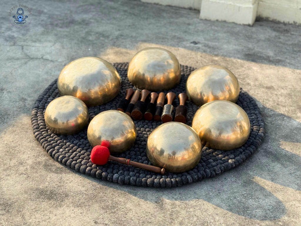 Set of 7 Handmade Singing Bowls – Professionally Tuned 7-Metal Sound Healing Set | For Meditation, Chakra Balancing, Yoga, Energy World Creation Crafts