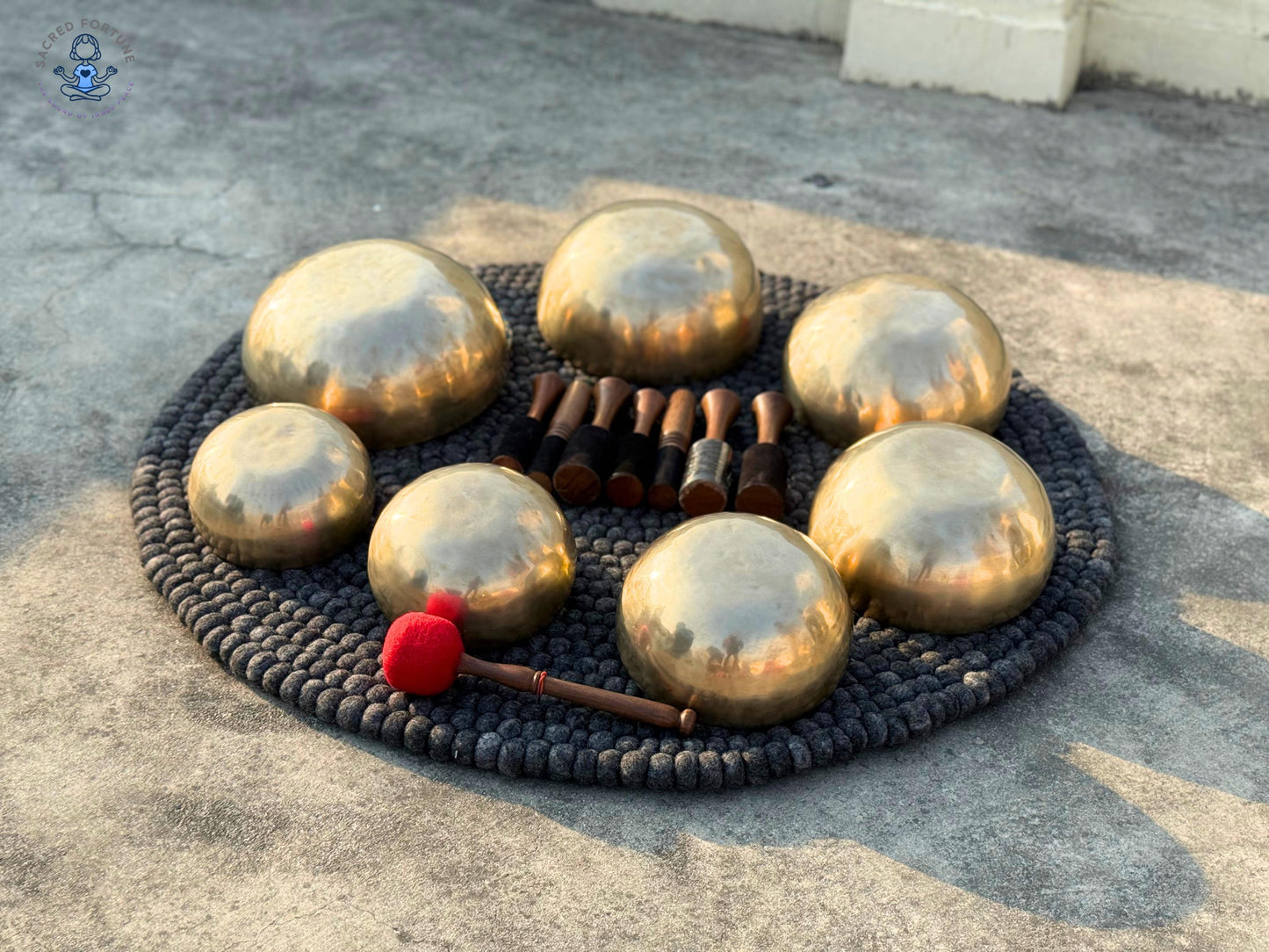 Set of 7 Handmade Singing Bowls – Professionally Tuned 7-Metal Sound Healing Set | For Meditation, Chakra Balancing, Yoga, Energy World Creation Crafts