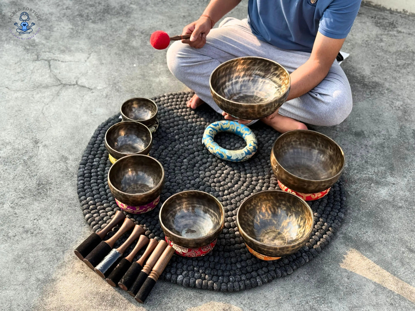 Handmade Full Moon Singing Bowl Set – 7 Metal Tibetan Bowls from Nepal | Perfectly Tuned for Sound Healing & Meditation World Creation Crafts