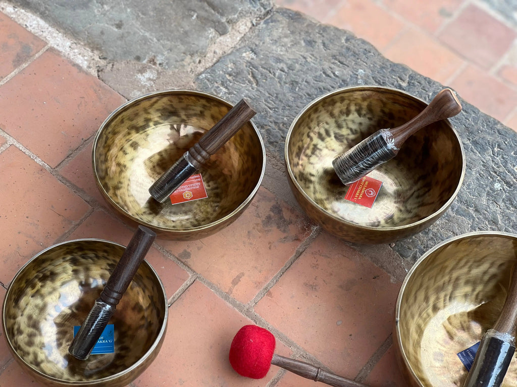 5-10 inches Full Moon Singing Bowl- Set of Seven Chakra Tuned Bowl- Made With Full Moon Energy For Chakra Healing and Meditation World Creation Crafts