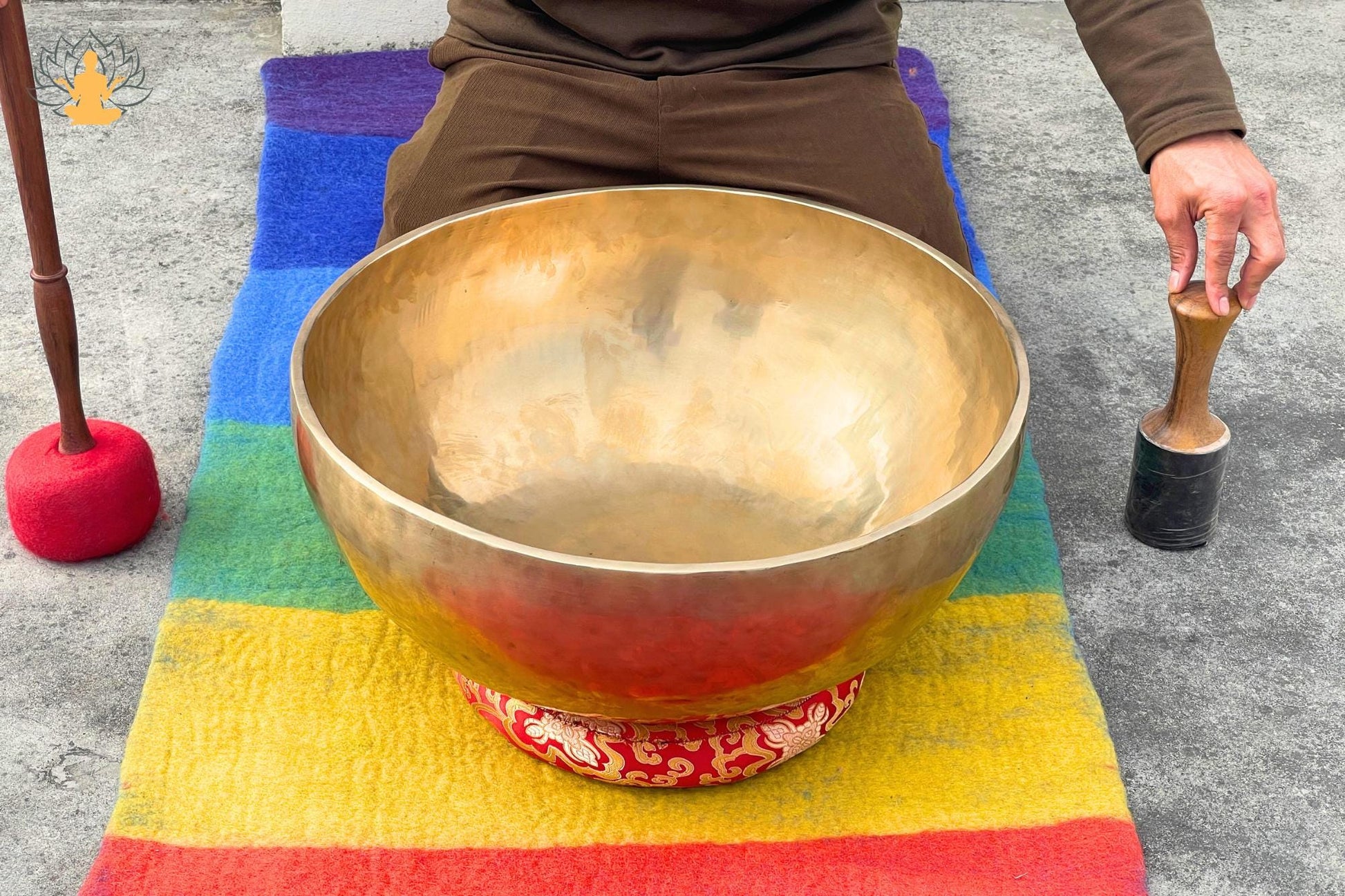 Handmade Tibetan Singing Bowl –Large Sound Healing Bowls – Himalayan Meditation Bowl for Yoga, Chakra Balancing, Therapy & Spiritual Gifts World Creation Crafts