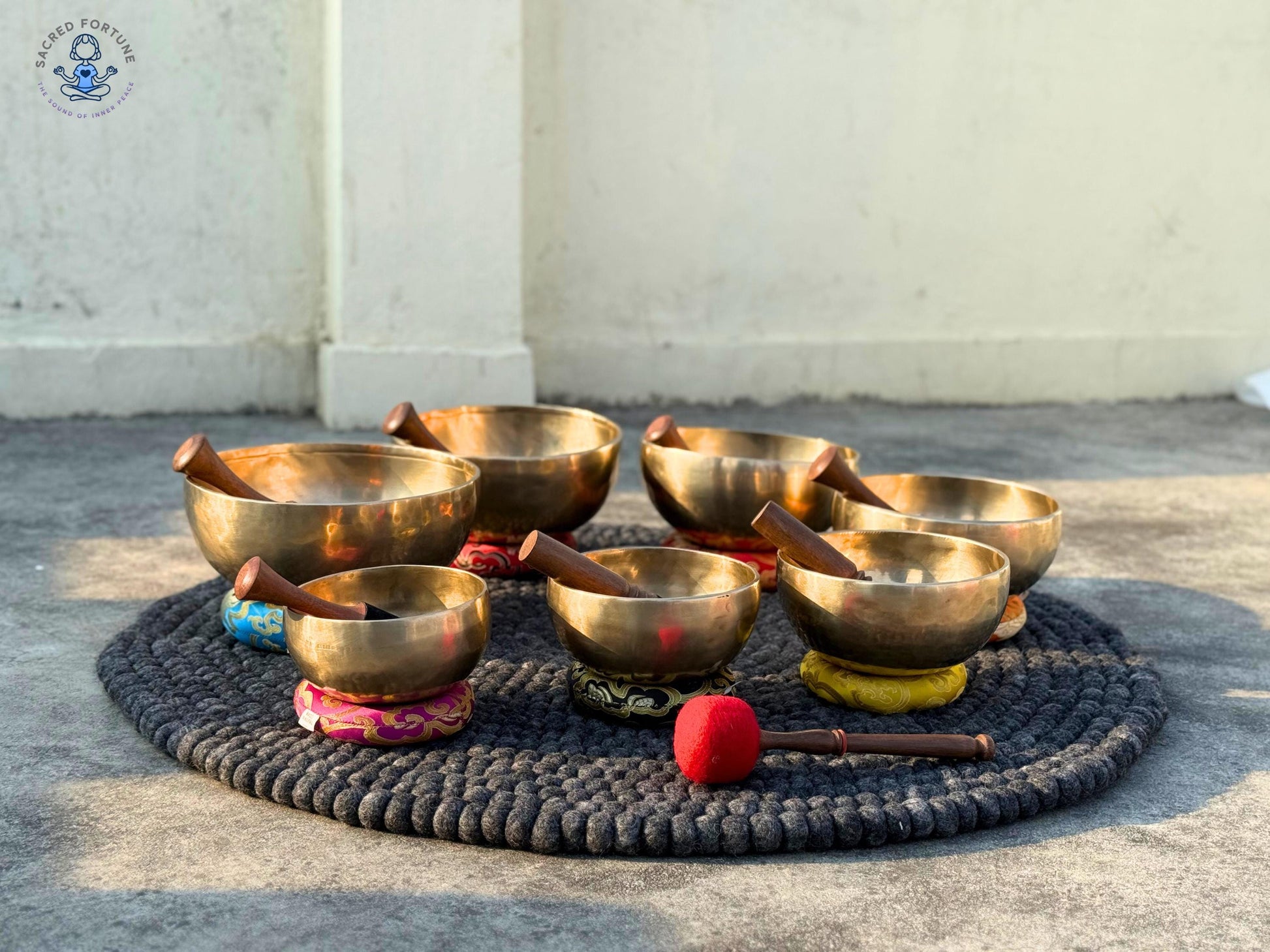Set of 7 Handmade Singing Bowls – Professionally Tuned 7-Metal Sound Healing Set | For Meditation, Chakra Balancing, Yoga, Energy World Creation Crafts