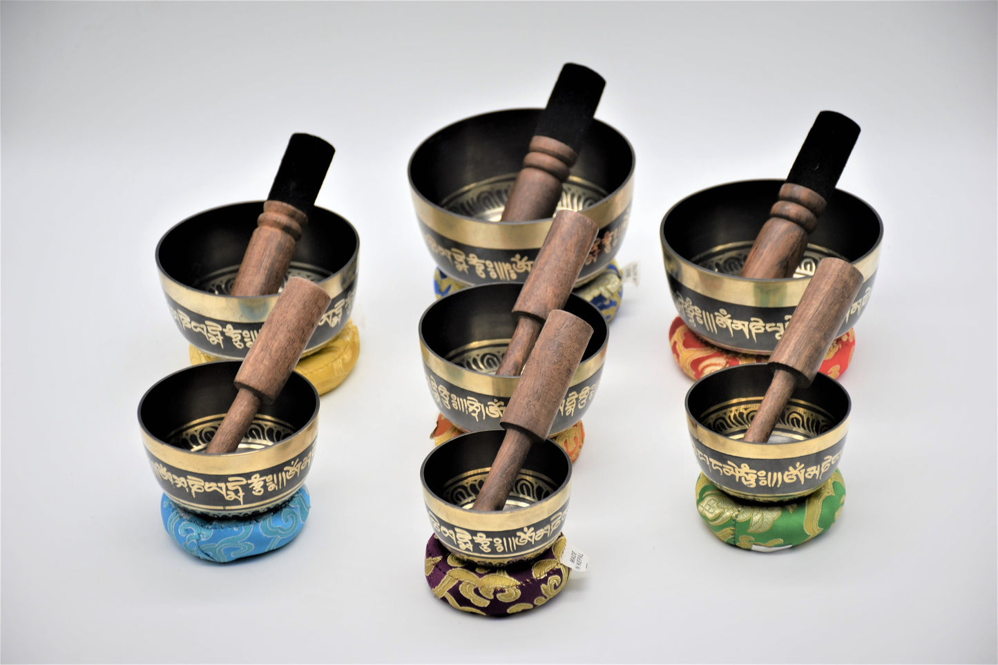 Handmade Buddha Eye Singing Bowl Set: Tibetan Chakra Bowls for Meditation