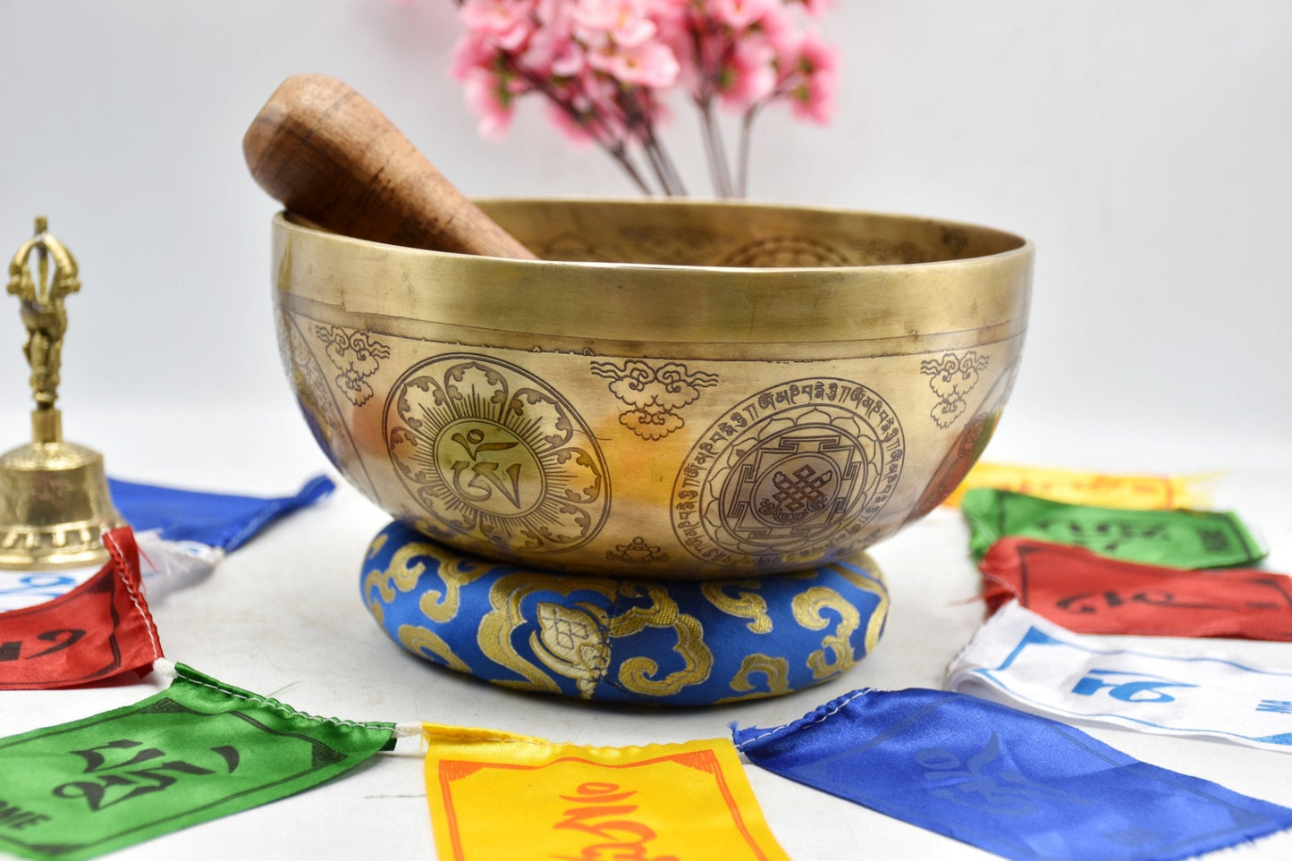 Engraved Singing Bowl: Handmade Tibetan Bowl for Meditation & Sound Bath