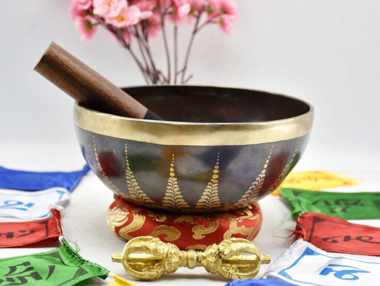 Handmade Flower Engraved Singing Bowl: 10-inch Sound Bath Meditation Bowl