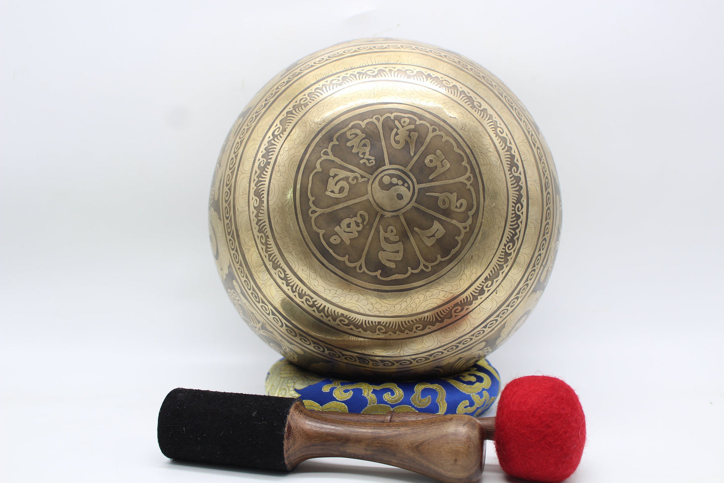 Handmade Himalayan Singing Bowl: Meditation, Sound Healing, Yoga