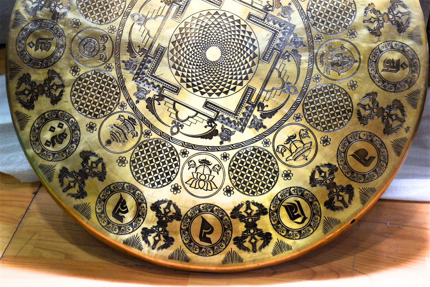 Large Temple Gong Bell: Handmade Tibetan Sound Healing (70cm)