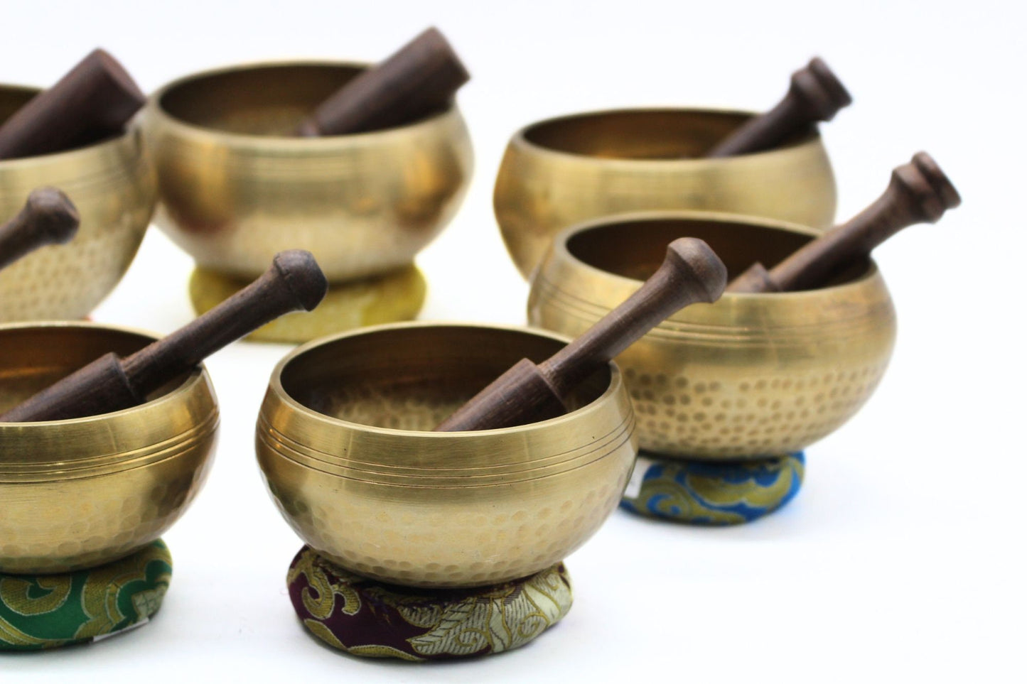 Hand-Beaten Tibetan Singing Bowl Chakra Set – Sound Healing, Meditation