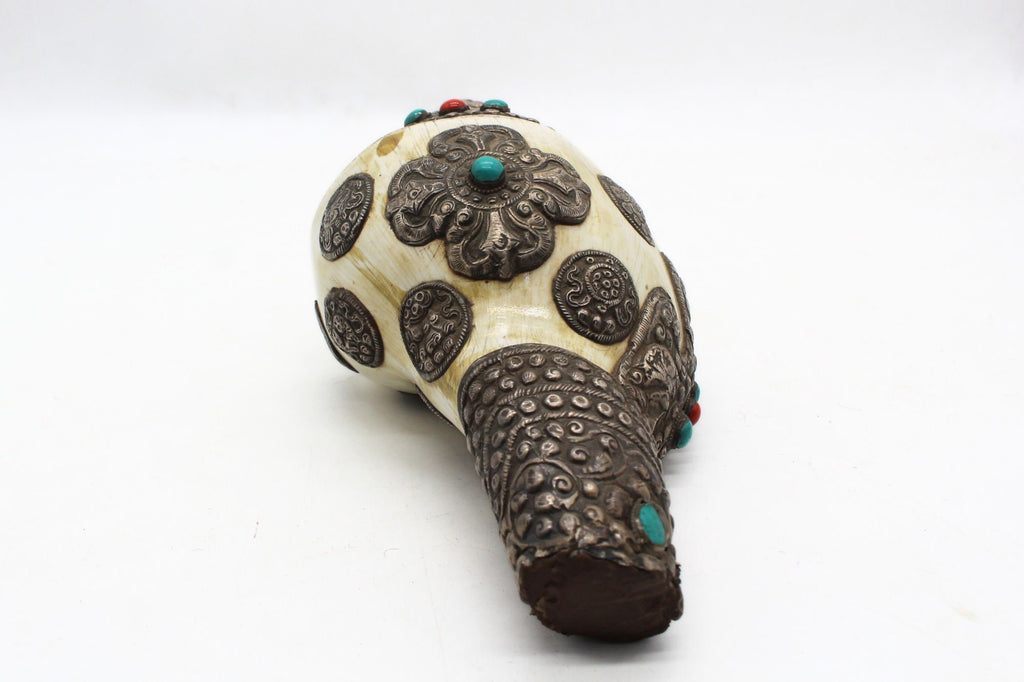 Antique Engraved Sankha Conch Shell – Hindu Vishnu Instrument