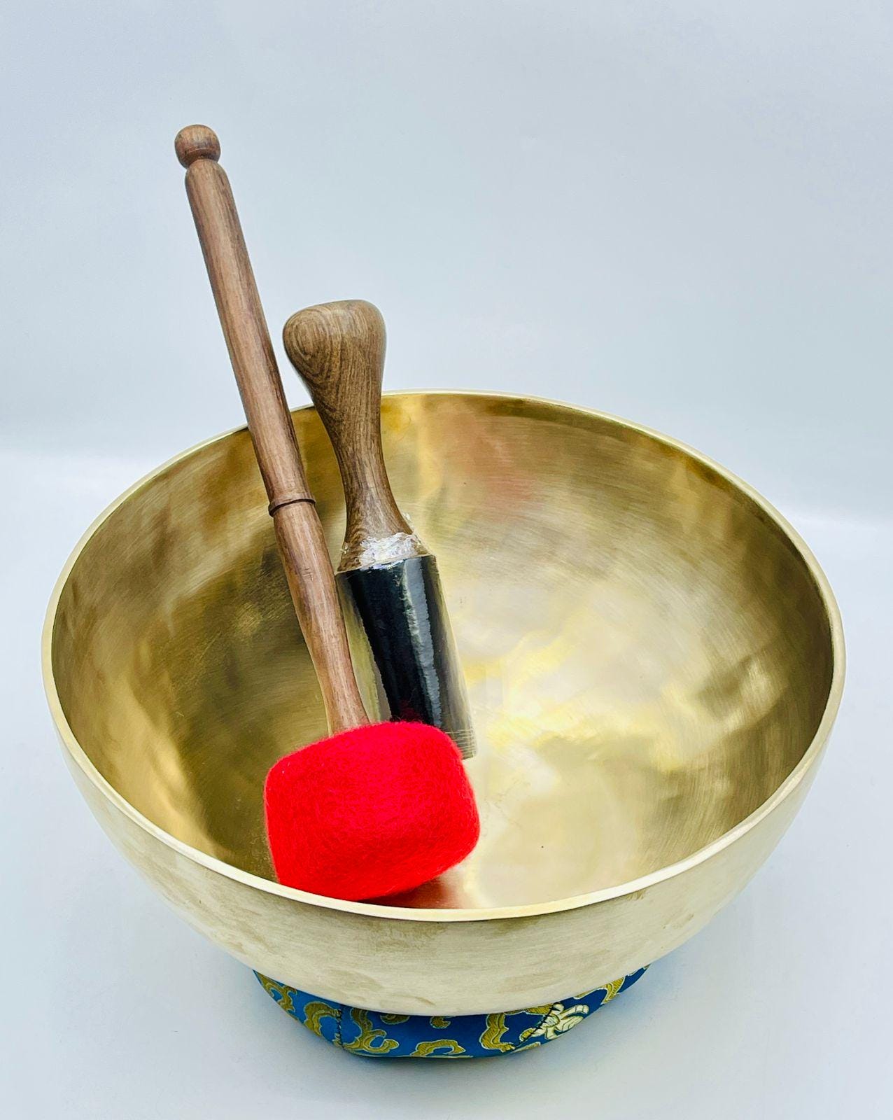 10-Inch Handmade Singing Bowl | Meditation Sound Healing, Long Resonance