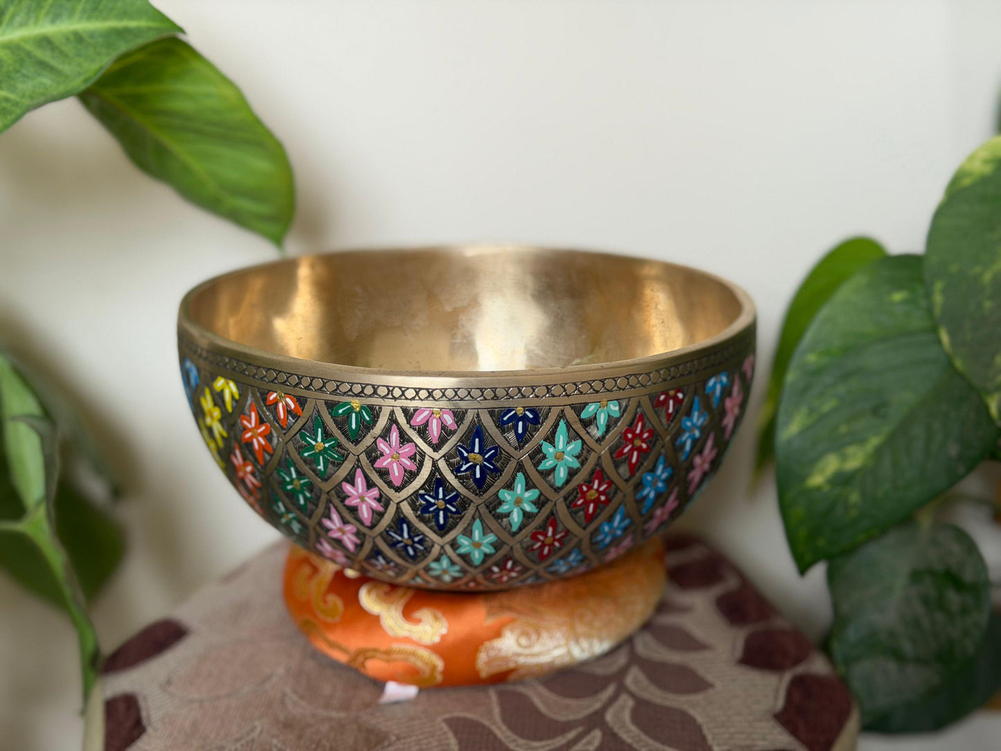Handmade Colorful Seven Metal Singing Bowl – Made in Nepal