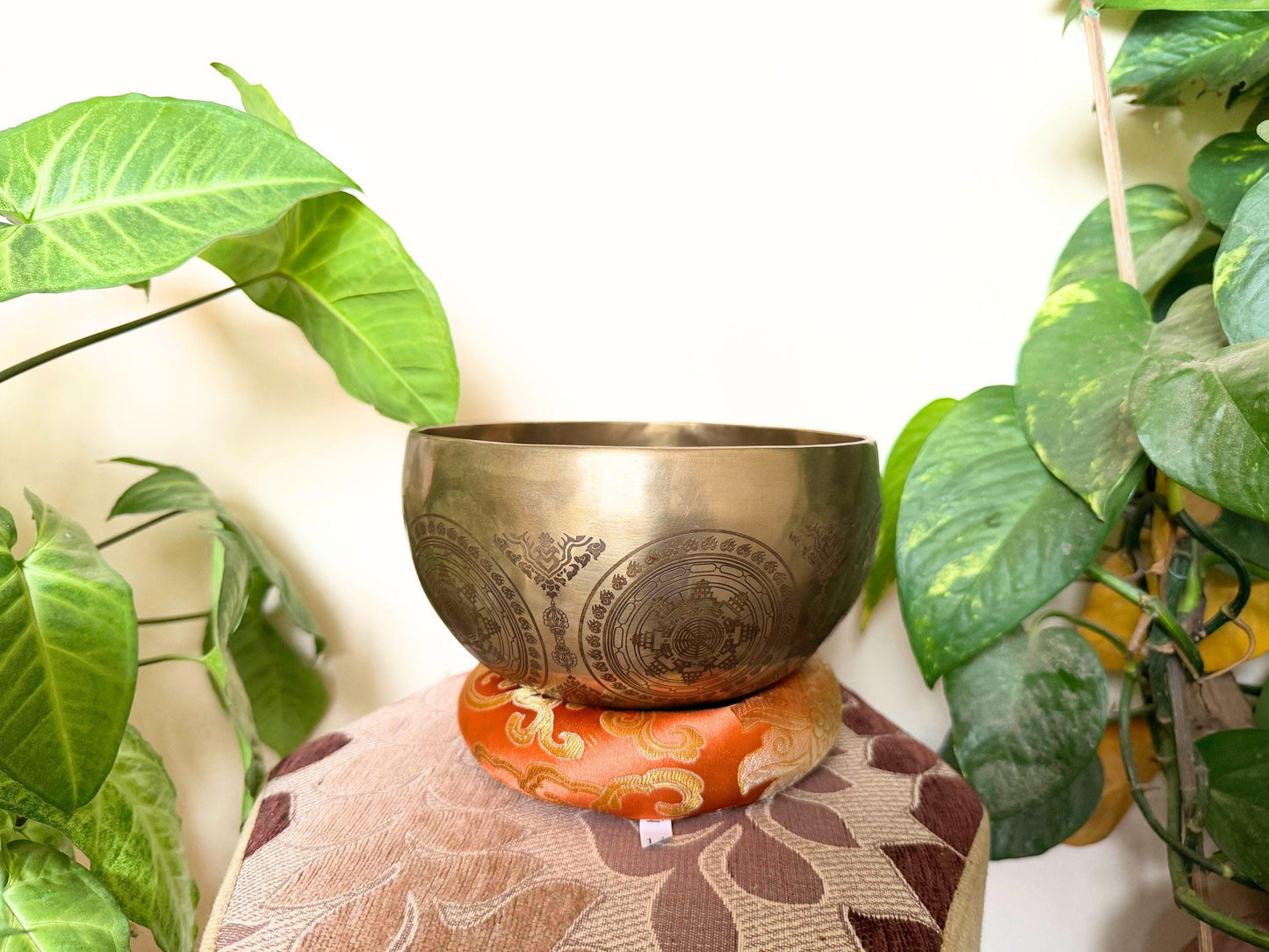 Handcrafted Seven Metal Tibetan Singing Bowl – Mandala & Shree Yantra Design (Made in Nepal)