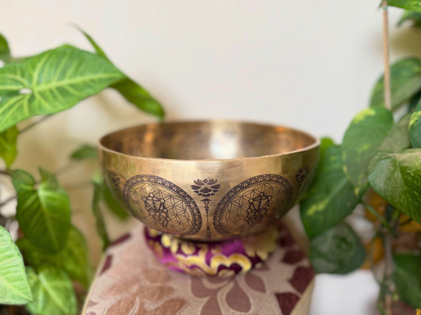 Handmade Seven Metal Singing Bowl – Sacred Geometry Design | Crafted in Nepal