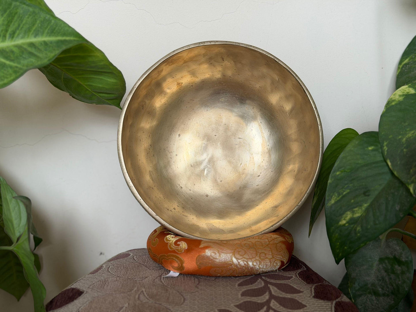Handmade Colorful Seven Metal Singing Bowl – Made in Nepal