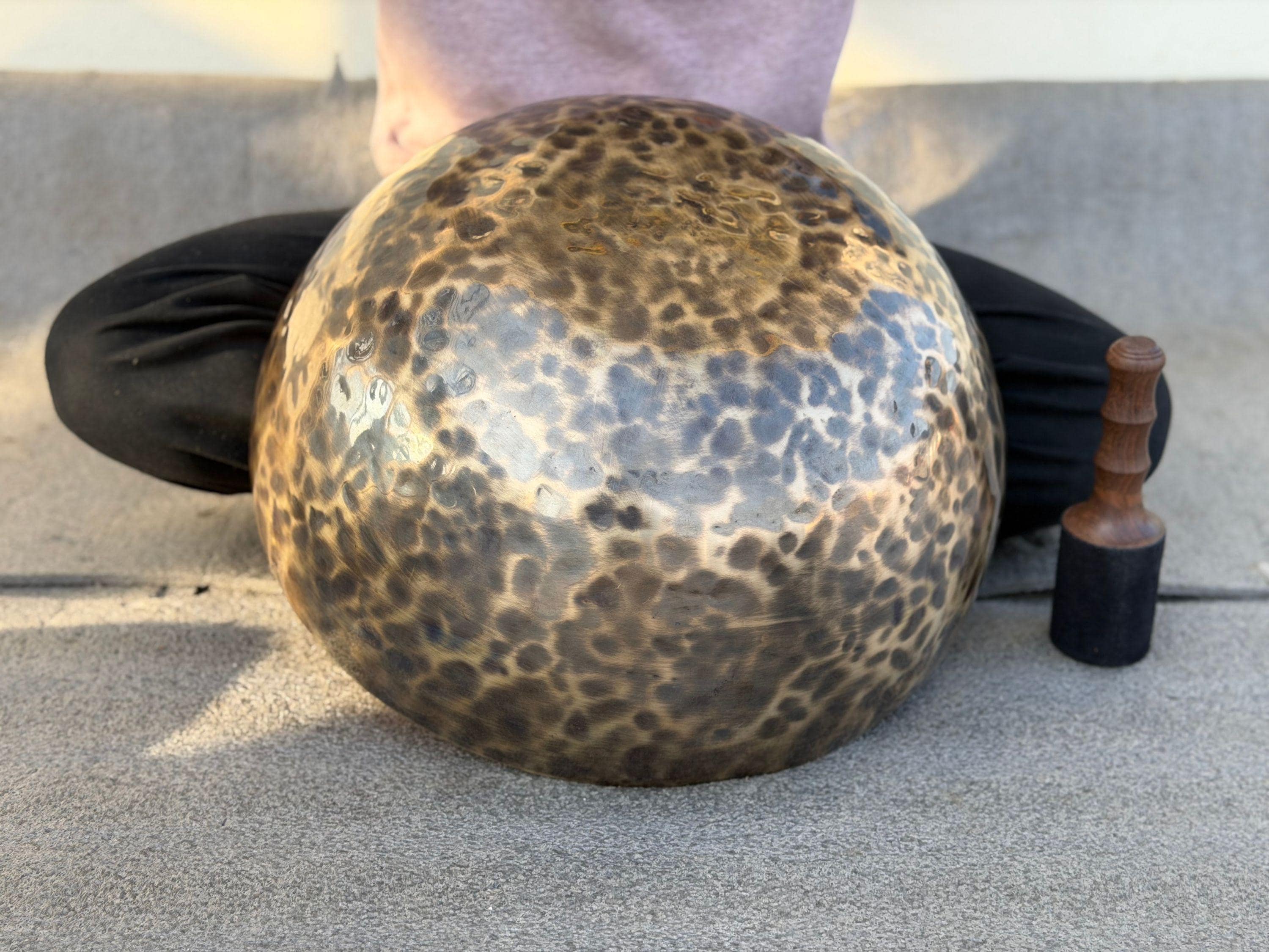 Purnima Full Moon Chakra Singing Bowl – Large Hand-Hammered Tibetan Bowl