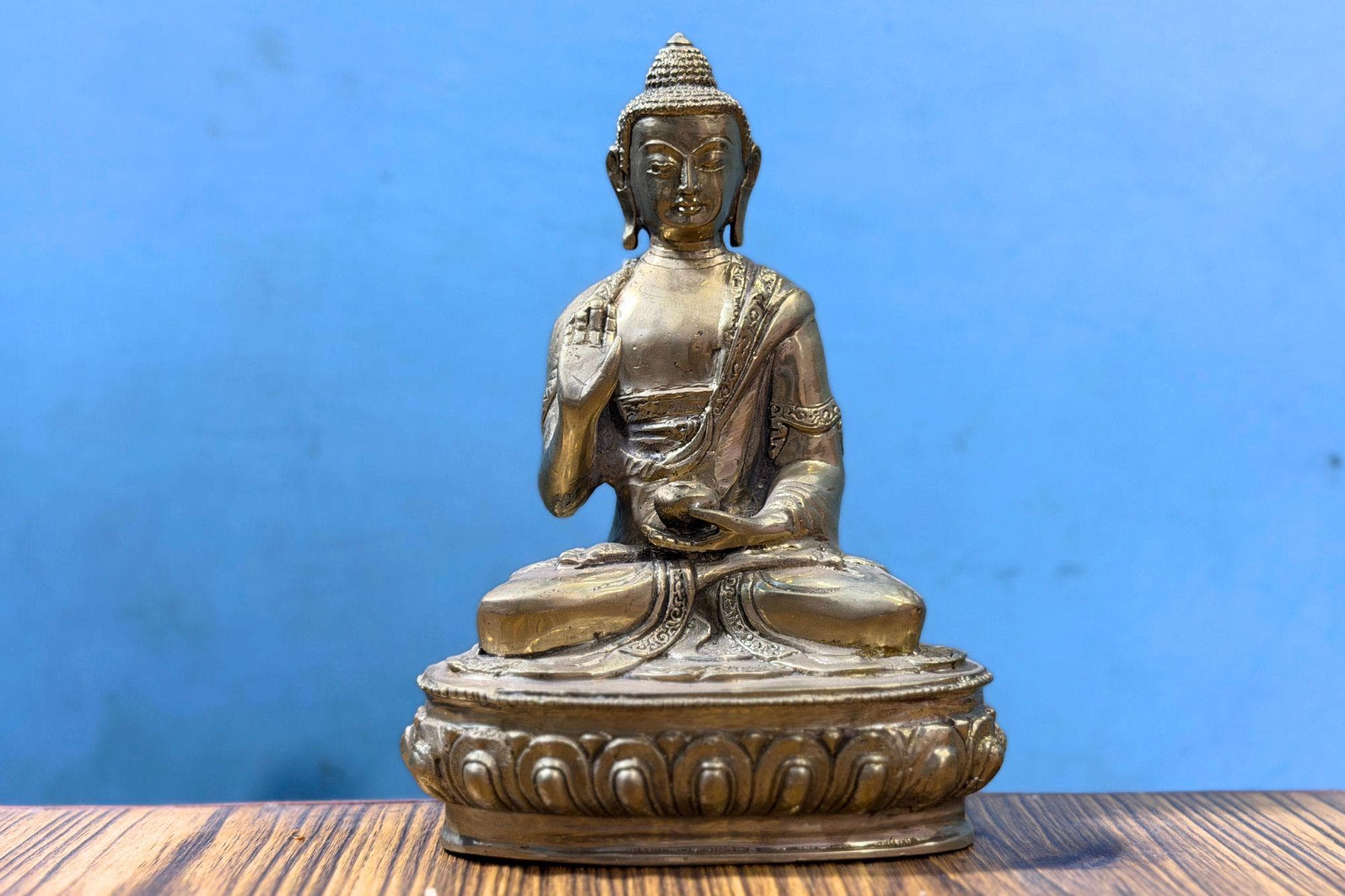 Handmade Lord Buddha Statue - Brass Statue 8 inch tall - Handcrafted in Nepal - Meditating Buddha Sculpture