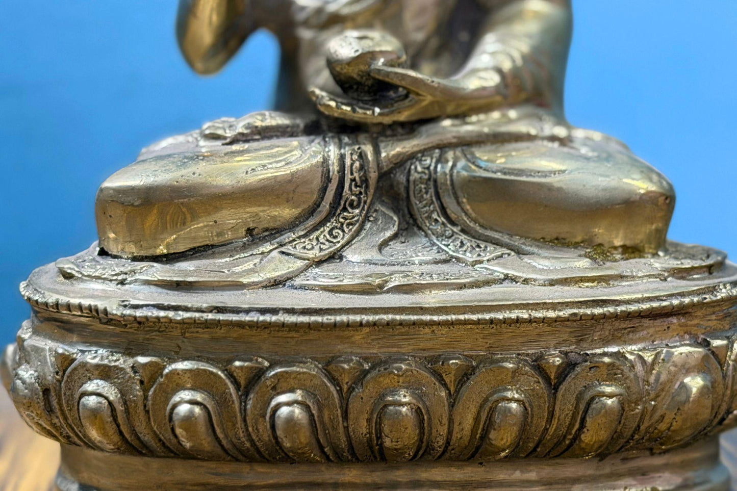 Handmade Lord Buddha Statue - Brass Statue 8 inch tall - Handcrafted in Nepal - Meditating Buddha Sculpture